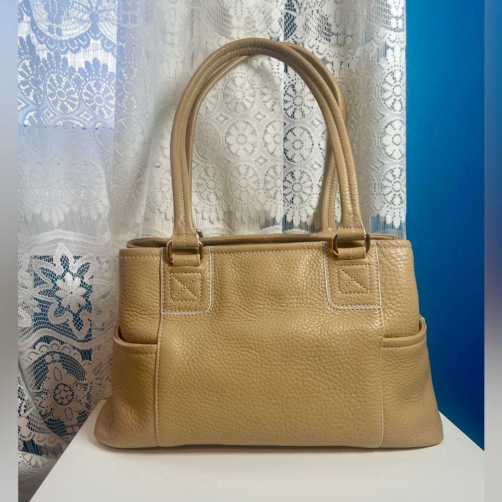 Fossil Beige/Tan Leather Shoulder Bag